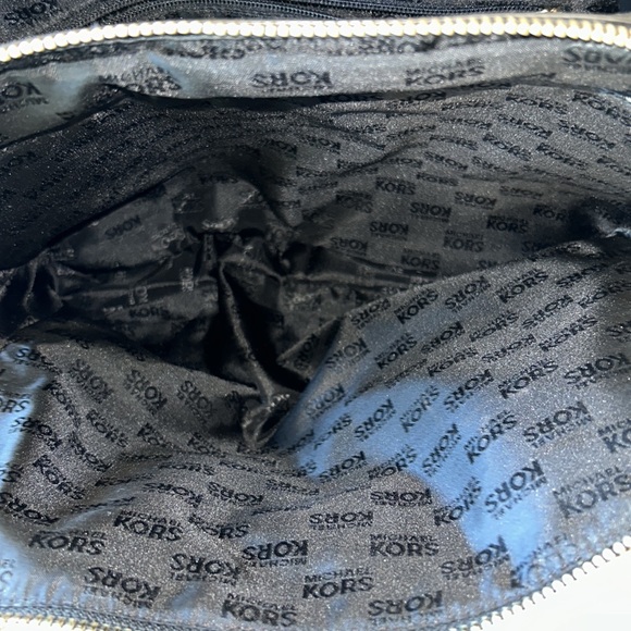 Michael Kors Alexis Black Pebble Leather Bag - Picture 8 of 15